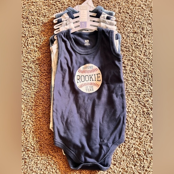 Hudson Baby Other - New without tag Hudson Baby Boys 5 sleeveless bodysuits 9-12months